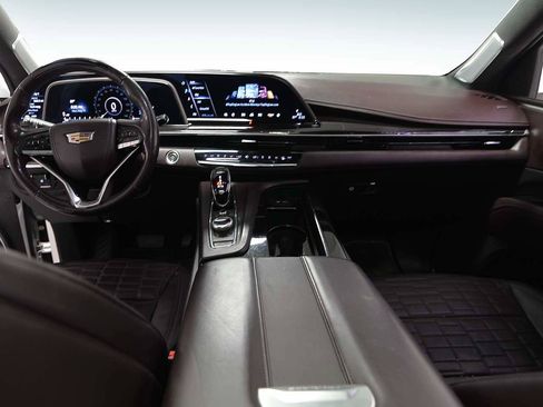 Used 2023 Cadillac Escalade Premium Luxury Platinum AWD/4WD image 16