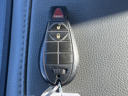 Used 2015 RAM 1500 Express image 29