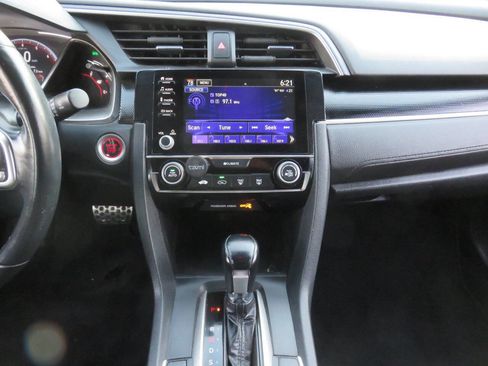 Used 2019 Honda Civic Sport image 15