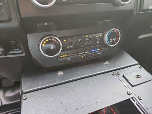 Used 2018 Ford Expedition XL AWD/4WD image 21