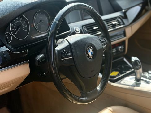Used 2011 BMW 528i Sedan RWD image 5