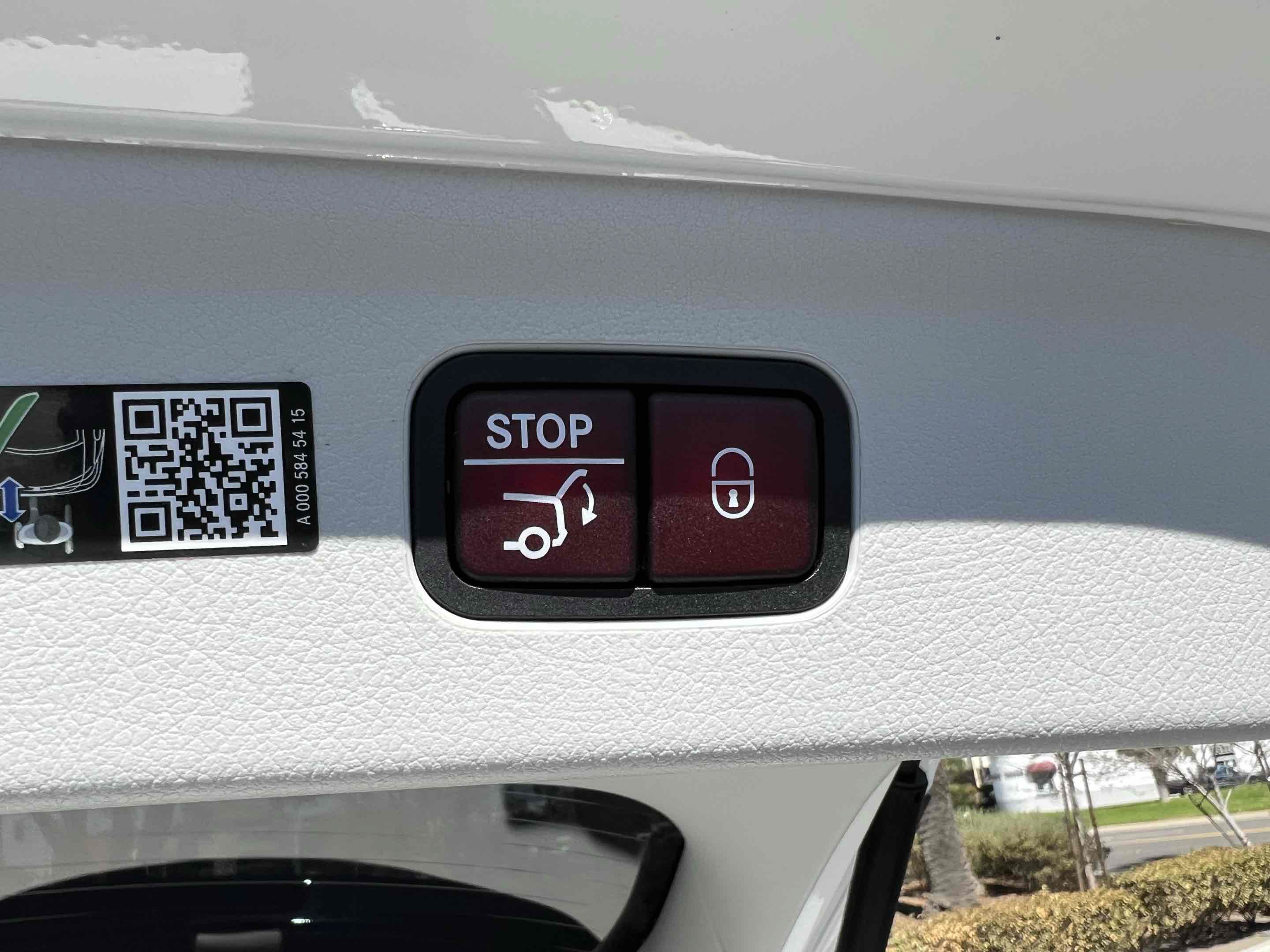 Used 2023 Mercedes-Benz EQE 350+ SUV image 15