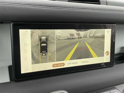 Used 2023 Land Rover Defender 110 S image 31