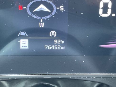 Used 2023 Kia Sportage EX FWD image 11