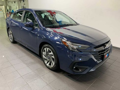 Used 2025 Subaru Legacy Limited image 2