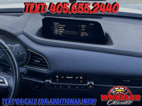 Used 2023 MAZDA CX-30 AWD 2.5 S w/ Premium Package image 17