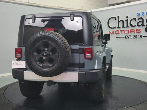 Used 2015 Jeep Wrangler Sahara w/ Connectivity Group AWD/4WD image 11