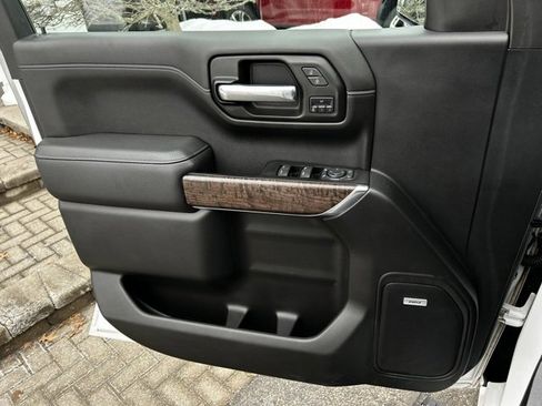 Used 2019 GMC Sierra 1500 Denali w/ Denali Ultimate Package image 11