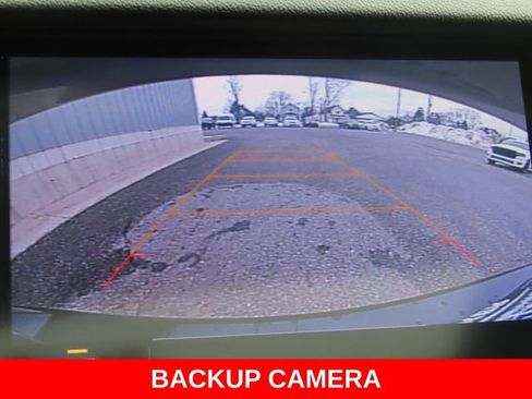 Used 2019 Buick Regal Essence w/ Driver Confidence Package I image 6