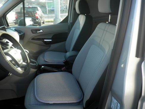 Used 2020 Ford Transit Connect XLT image 14