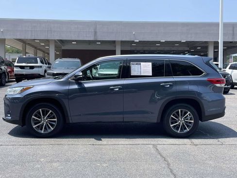 Used 2018 Toyota Highlander XLE FWD image 5