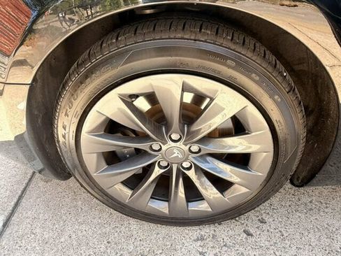 Used 2020 Tesla Model S AWD image 17