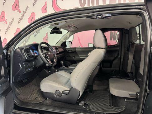 Used 2021 Toyota Tacoma SR w/ SX Package RWD image 18