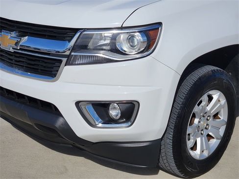 Used 2020 Chevrolet Colorado LT w/ Luxury Package image 9