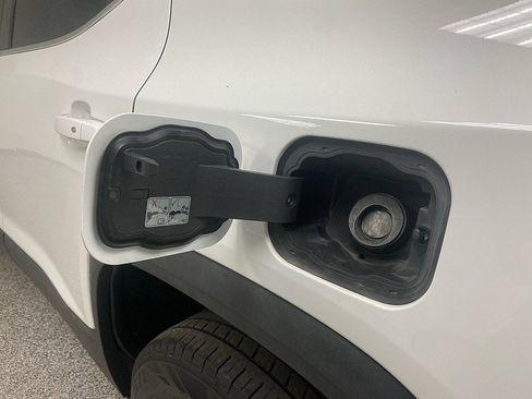 Used 2018 GMC Acadia SLT image 14