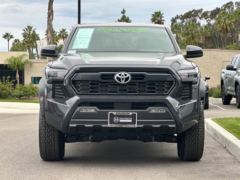 Used 2024 Toyota Tacoma TRD Off-Road image 8