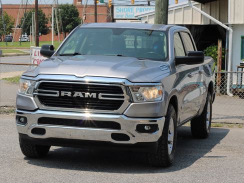 Used 2019 RAM 1500 Big Horn AWD/4WD image 3