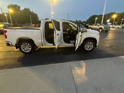 Certified 2021 Chevrolet Silverado 1500 Custom AWD/4WD image 15