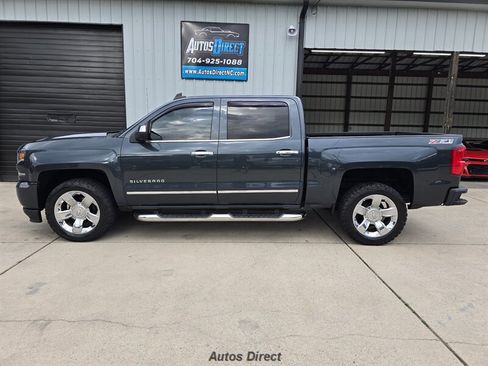 Used 2017 Chevrolet Silverado 1500 LTZ Z71 w/ LTZ Plus Package AWD/4WD image 6