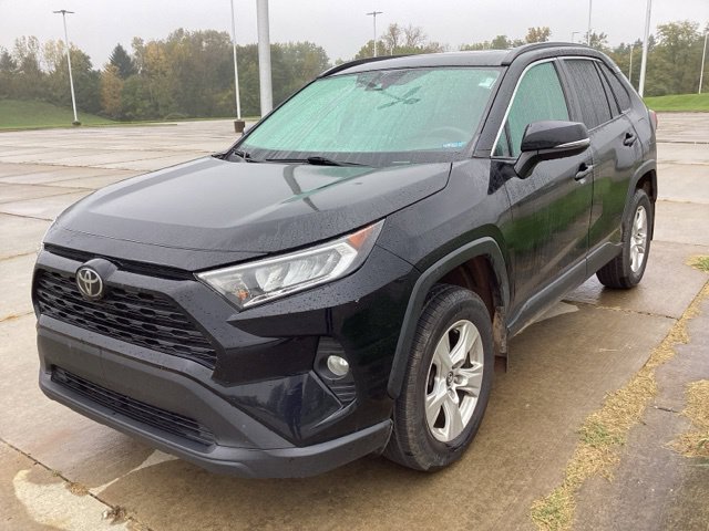 Used 2020 Toyota RAV4 XLE w/ Convenience Package AWD/4WD image 2