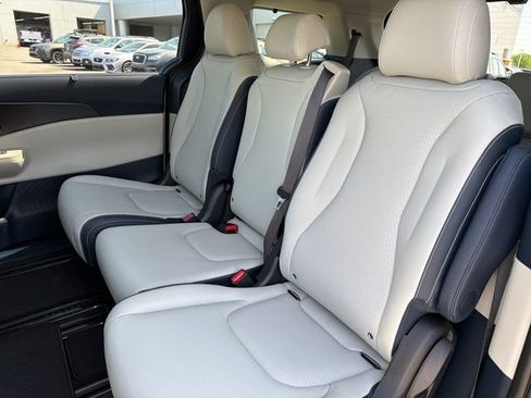 New 2026 Kia Carnival SX Prestige FWD image 20