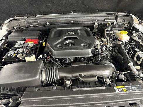 Used 2020 Jeep Wrangler Unlimited Sport AWD/4WD image 27