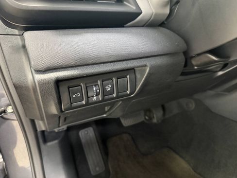 Used 2023 Subaru Outback Premium AWD/4WD image 16