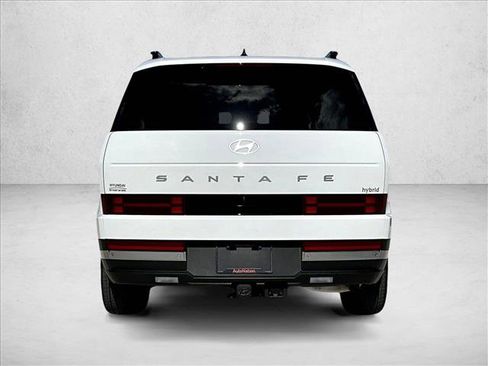 Used 2025 Hyundai Santa Fe Limited image 4