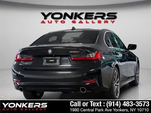 Used 2021 BMW 330e w/ Convenience Package RWD image 7