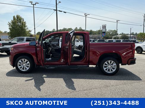 Used 2022 Chevrolet Silverado 1500 Custom w/ Safety Confidence Package RWD image 29