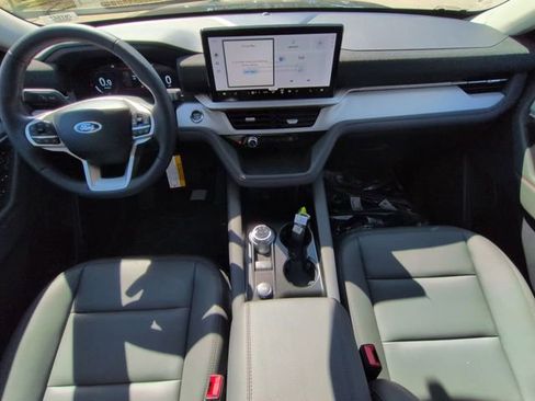 New 2026 Ford Explorer Active w/ Active Comfort Package image 18