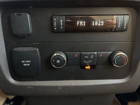 Used 2016 Lincoln Navigator Reserve image 26