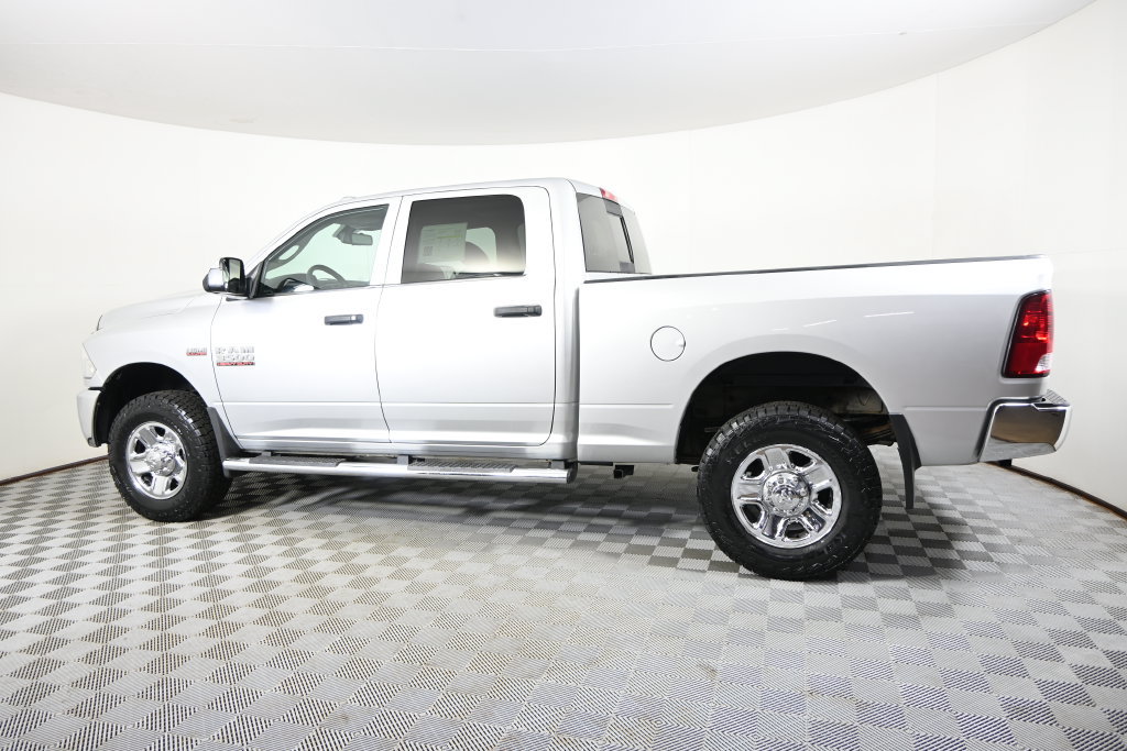 Used 2014 RAM 3500 Tradesman w/ Chrome Appearance Group AWD/4WD image 3