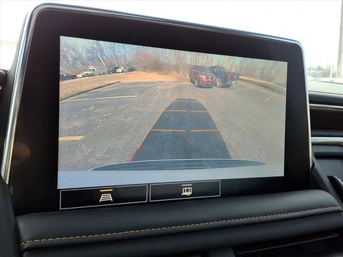 Used 2021 GMC Yukon AT4 image 13