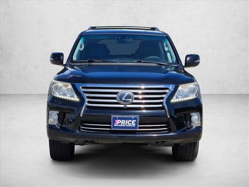 Used 2013 Lexus LX 570 4WD w/ Luxury Pkg w/Pre-crash image 2