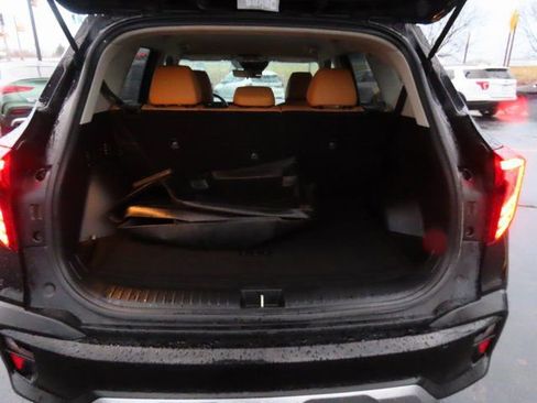 Used 2024 Kia Seltos EX image 17