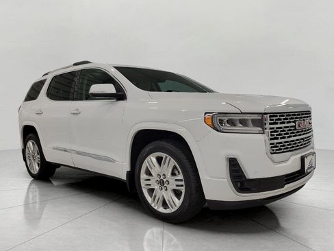Used 2022 GMC Acadia Denali w/ Denali Ultimate Package image 1