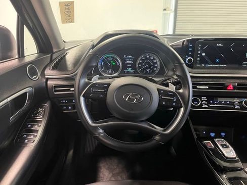 Used 2023 Hyundai Sonata SEL w/ Cargo Package image 21