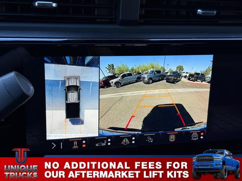 Used 2025 GMC Sierra 2500 AT4 w/ AT4 Premium Plus Package AWD/4WD image 39