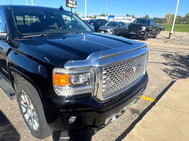 Used 2015 GMC Sierra 1500 Denali w/ Driver Alert Package AWD/4WD image 1