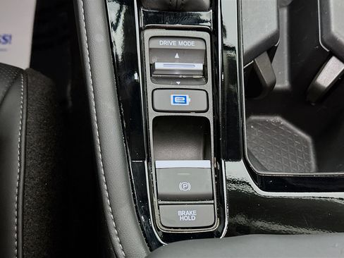 Used 2025 Honda Accord Touring image 21