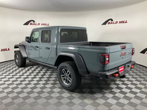 New 2026 Jeep Gladiator Mojave image 4
