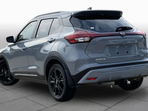 Used 2024 Nissan Kicks SR w/ SR Premium Package FWD image 11