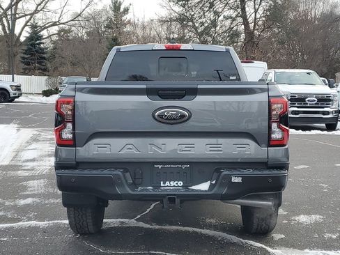 New 2025 Ford Ranger Lariat w/ Black Appearance Package image 5