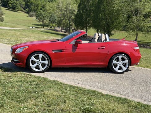 Used 2013 Mercedes-Benz SLK 350 image 1