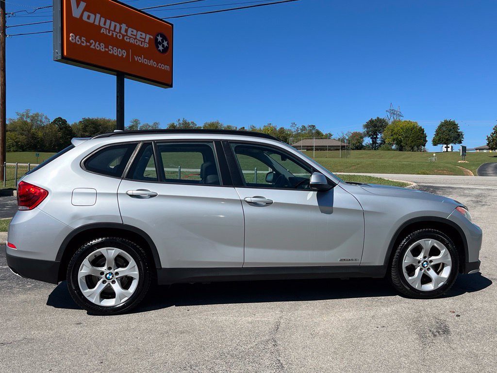 Used 2015 BMW X1 sDrive28i RWD image 13