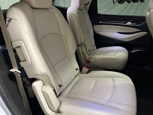 Used 2023 Buick Enclave Essence w/ Experience Buick Package FWD image 11
