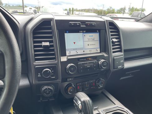 Used 2018 Ford F150 XLT w/ Equipment Group 302A Luxury AWD/4WD image 16