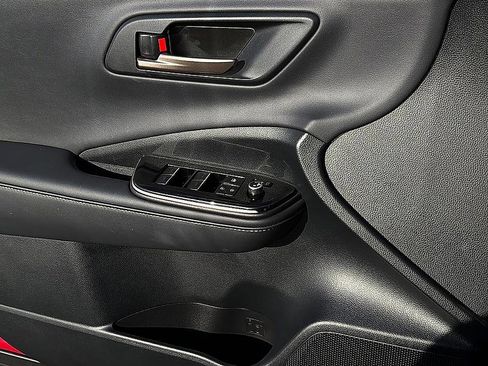 Used 2026 Toyota Crown XLE image 21