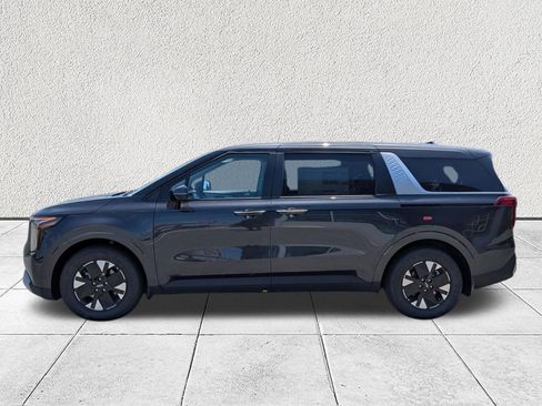 New 2026 Kia Carnival LXS FWD image 6